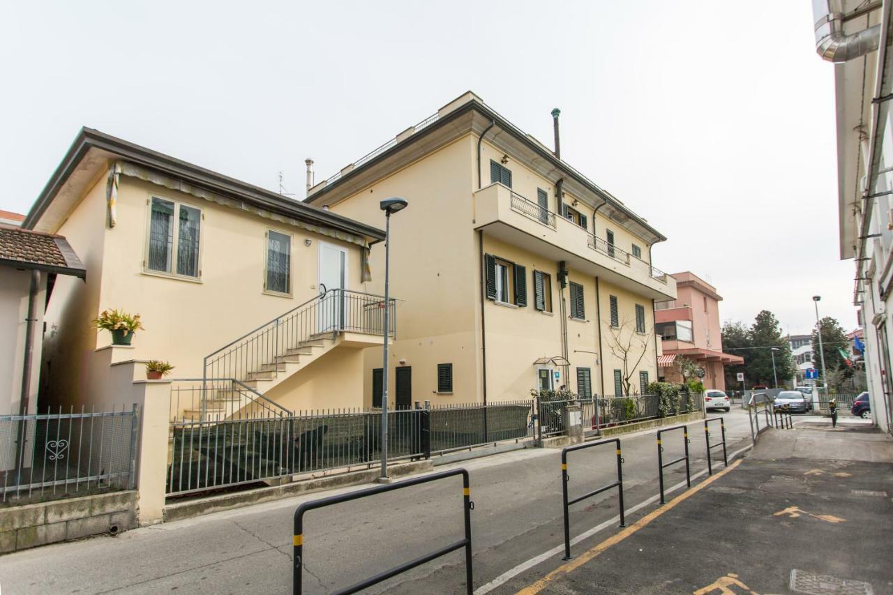 Residence Kimba Rimini Zewnętrze zdjęcie